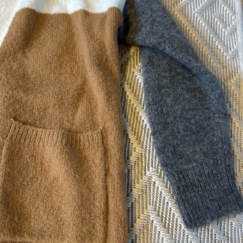 Madewell Allston Double-Button Cardigan Sweater in Colorblock *NWT - Picture 8 of 9